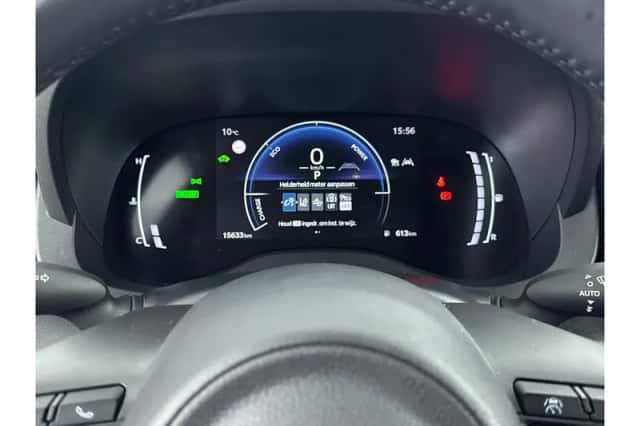 Toyota Yaris (2025) thumbnail 3