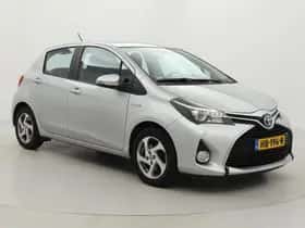 Toyota Yaris (2015) thumbnail 1