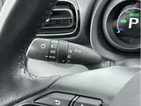 Toyota Yaris (2022) thumbnail 14