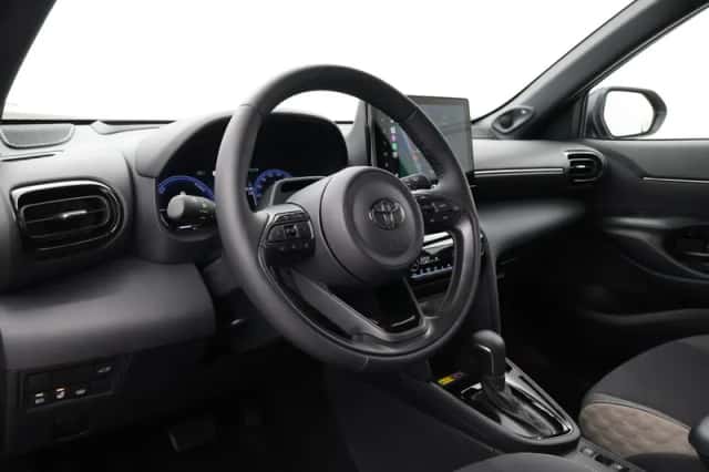 Toyota Yaris Cross (2026) thumbnail 2