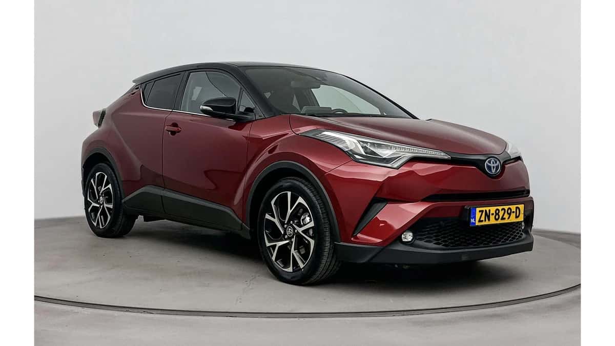 Toyota C-HR (2019) — foto 1