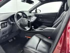 Toyota C-HR (2019) thumbnail 17