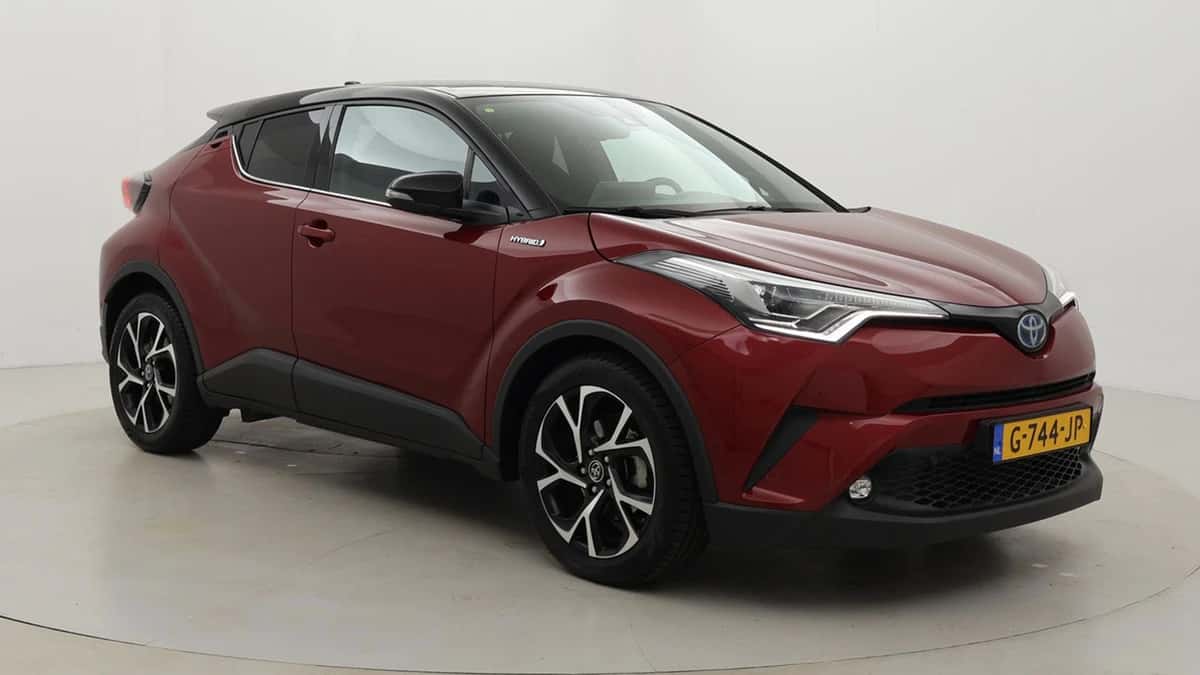 Toyota C-HR (2019) — foto 1