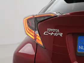 Toyota C-HR (2019) thumbnail 16