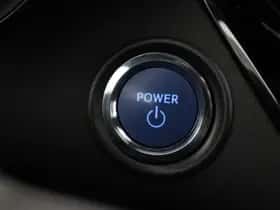 Toyota C-HR (2019) thumbnail 31