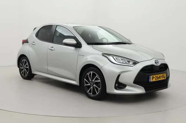 Toyota Yaris (2021) thumbnail 1