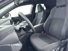 Toyota C-HR (2025) thumbnail 11