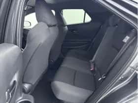 Toyota C-HR (2025) thumbnail 22