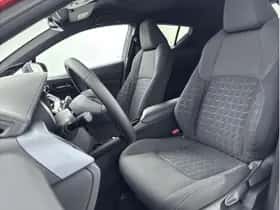 Toyota C-HR (2020) thumbnail 9