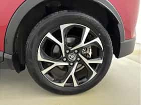 Toyota C-HR (2020) thumbnail 10