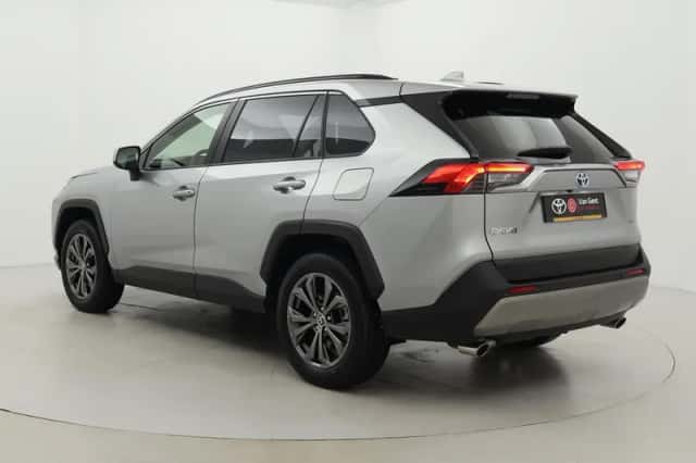 Toyota RAV4 (2025) thumbnail 4