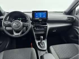 Toyota Yaris Cross (2022) thumbnail 2