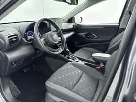 Toyota Yaris (2025) thumbnail 14