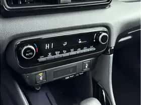 Toyota Yaris (2025) thumbnail 5