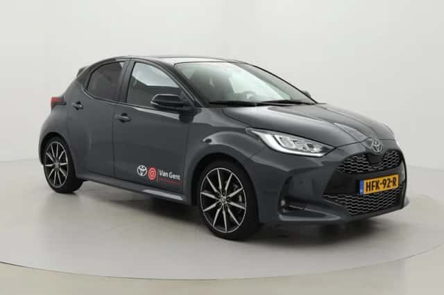 Toyota Yaris (2025) thumbnail 1