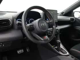 Toyota Yaris (2025) thumbnail 2