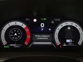 Toyota Yaris (2025) thumbnail 3