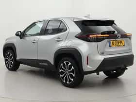 Toyota Yaris Cross (2022) thumbnail 4