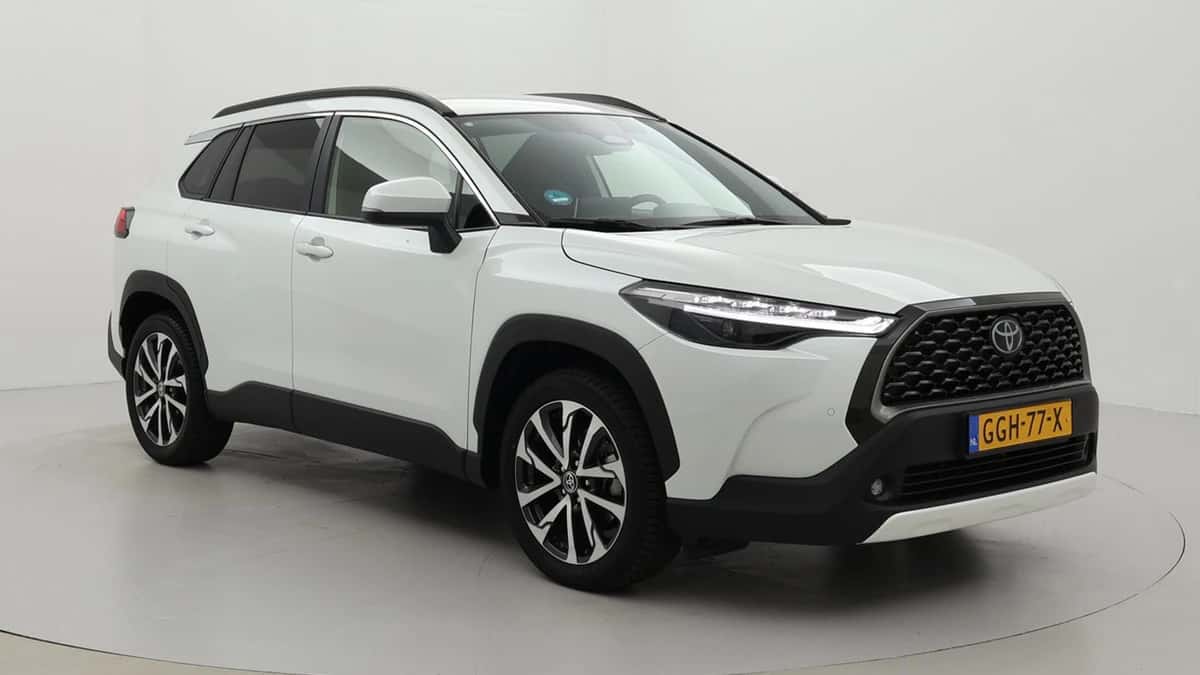 Toyota Corolla (2024) — foto 1