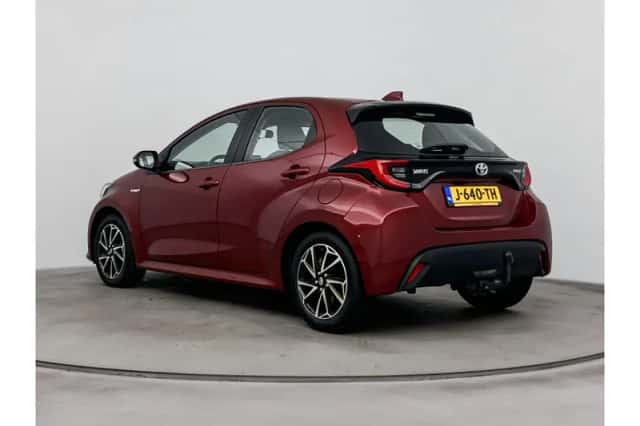 Toyota Yaris (2020) thumbnail 4