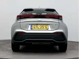 Toyota C-HR (2024) thumbnail 9