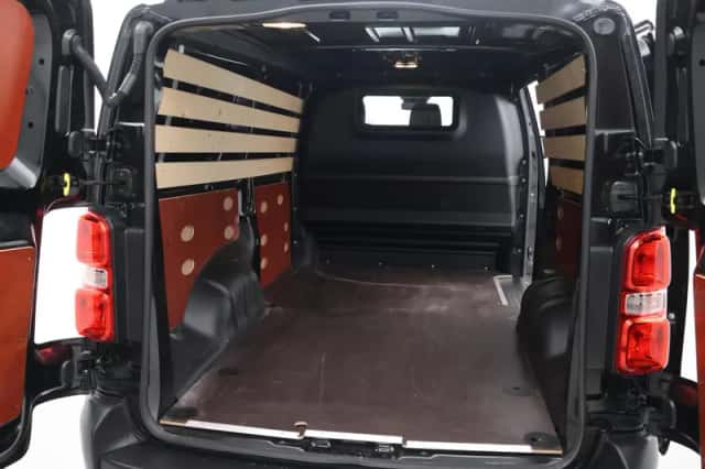 Toyota Proace (2025) thumbnail 5