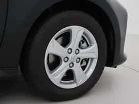 Toyota Yaris (2025) thumbnail 12