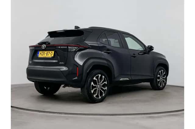 Toyota Yaris Cross (2025) thumbnail 4