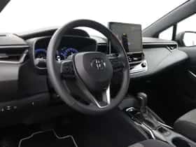 Toyota Corolla (2025) thumbnail 2