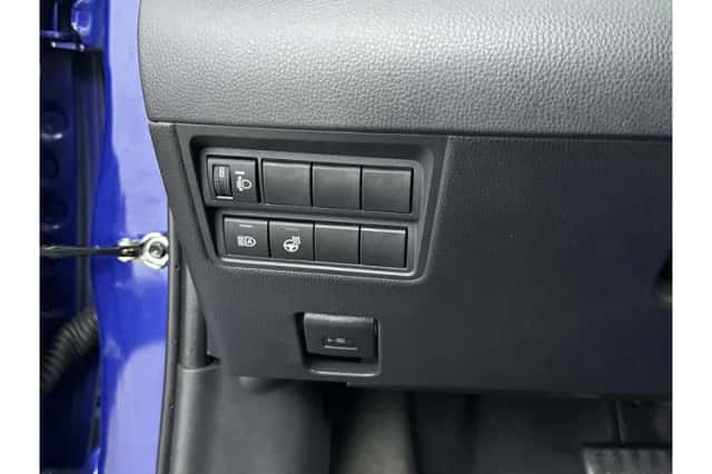 Toyota Yaris (2024) thumbnail 6
