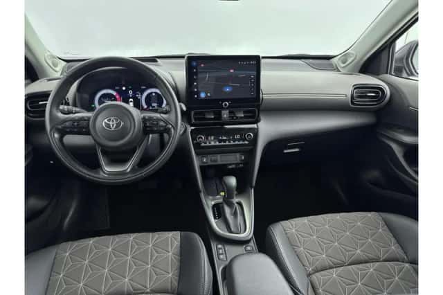 Toyota Yaris Cross (2025) thumbnail 2