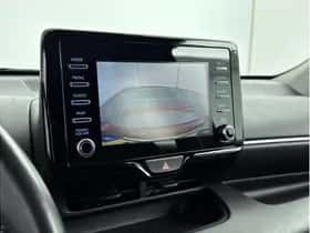 Toyota Yaris (2022) thumbnail 16