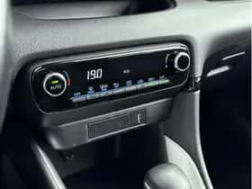 Toyota Yaris (2022) thumbnail 18