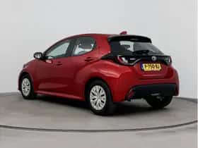 Toyota Yaris (2022) thumbnail 4