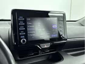 Toyota Yaris (2022) thumbnail 10
