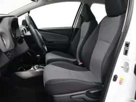 Toyota Yaris (2017) thumbnail 19
