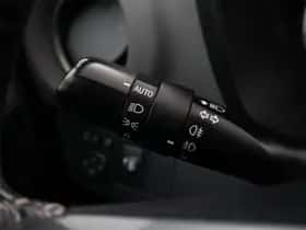 Toyota Yaris (2017) thumbnail 25