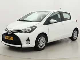 Toyota Yaris (2017) thumbnail 30