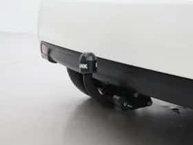 Toyota Yaris (2017) thumbnail 5