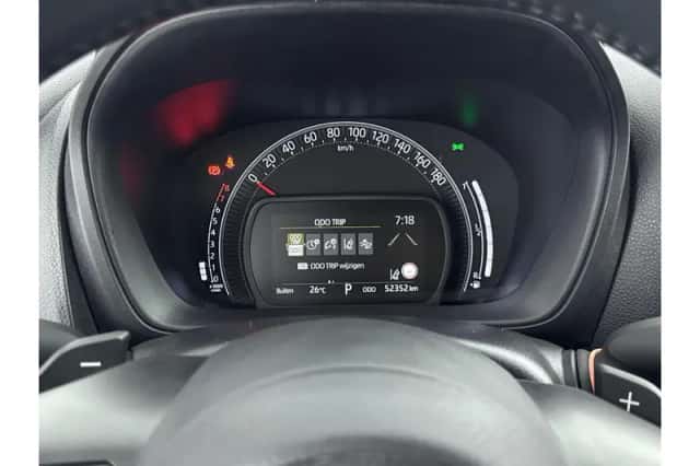 Toyota Aygo X (2022) thumbnail 3
