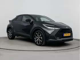 Toyota C-HR (2025) thumbnail 1
