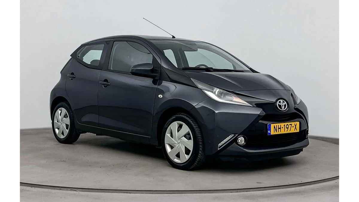 Toyota Aygo (2017) — foto 1