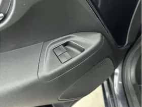 Toyota Aygo (2017) thumbnail 14