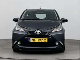 Toyota Aygo (2017) thumbnail 9