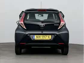 Toyota Aygo (2017) thumbnail 10