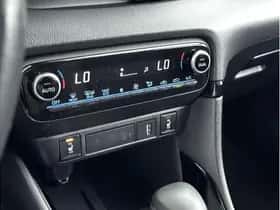 Toyota Yaris (2022) thumbnail 5