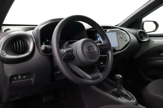 Toyota Aygo X (2026) thumbnail 2