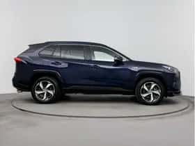 Toyota RAV4 (2022) thumbnail 17