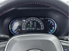 Toyota RAV4 (2022) thumbnail 3