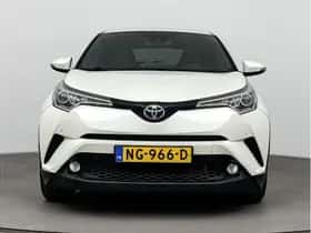 Toyota C-HR (2017) thumbnail 16